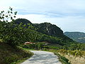 Rocca o Monte Pendice visto da est (sullo sfondo il Monte Grande)