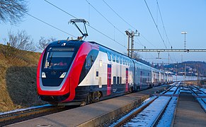 RABe 502 en gare d'Ossingen.