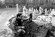 Bosnian deputy prime minister Hakija Turajlić was murdered in an UNPROFOR armoured personnel carrier at a Serb roadblock on January 8, 1993. Photo shows Dutch journalist Robert Dulmers beside Turajlić's grave at the little Ali Pasha mosque located in central Sarajevo.