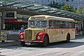 Historischer Omnibus 31 mit der Aufschrift Salzburger Stadtwerke – Verkehrsbetriebe