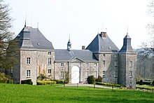 Vue de la façade ouest du château-ferme