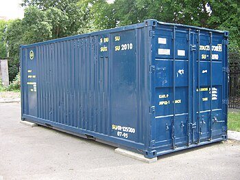 English: A 20-foot long ISO container Русский:...