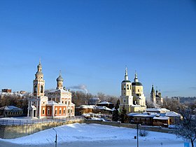 Churches in Serpukhov.jpg