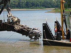 Cutterhead of dredge Bill Holman, Louisville, Kentucky, United States, Ohio River mile 607, July 2002