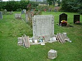 La tomba di Bonham a Rushock.
