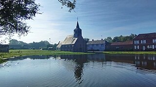 La mare et l'église.