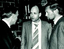 Friedrich Hirzebruch (left), Thomas Peternell (centre), Klaus Hulek (right), Erlangen 1987 Hirzebruch peternell hulek.jpg