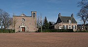 Lievelde, la iglesia: la Christus Koningkerk y el presbiterio