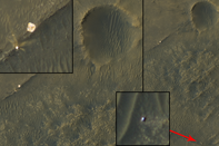 Perseverance, its parachute and backshell (sol 213).png