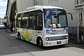 なの花交通バスの車両 同社の標準カラー（志津駅前にて）