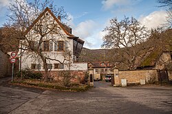 Blick von der Straße her