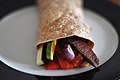 1. tortilla wrap met rundvlees en groente