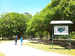 Viharamahadevi Park.jpg