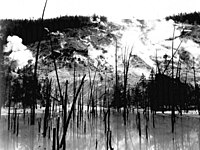 Roaring Mountain, fotografiert 1942 von Ansel Adams