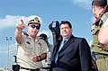 אל"ם יובל צור מלווה את ביקור שר הביטחון בנימין בן אליעזר בשייטת הצוללות, 2001.