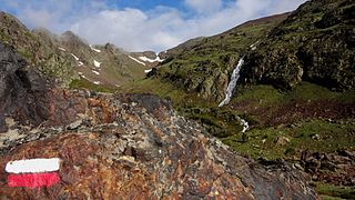 Le GR 11 à proximité du pic de Sanfonts