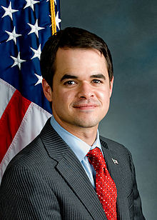 Carlucci Headshot.jpg