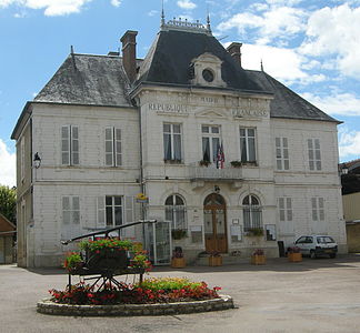 Mairie de Chichée.