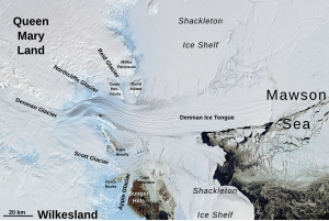 Scott-Gletscher im Einzugsgebiet des Denman-Gletschers (Satellitenbild)