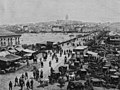 Die Gartenlaube (1895)_b_165.jpg Die Dalidebrücke in Konstantinopel: Blick auf Galata