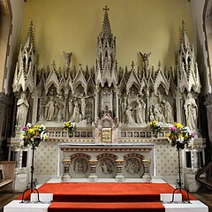 Caen stone reredos