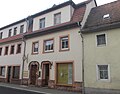 Wohnhaus in geschlossener Bebauung