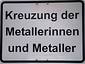 Straßenschild der Kreuzung