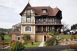 Vue sur le Manoir d'Augustin Hébert à Cormeilles