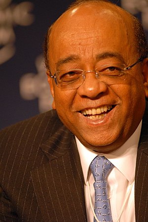 English: Mo Ibrahim, Sudanese-born British mob...
