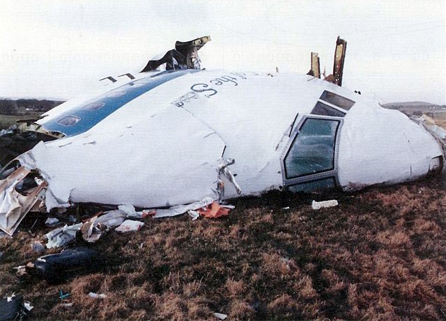 http://upload.wikimedia.org/wikipedia/commons/thumb/a/a9/Pan_Am_Flight_103._Crashed_Lockerbie%2C_Scotland%2C_21_December_1988.jpg/640px-Pan_Am_Flight_103._Crashed_Lockerbie%2C_Scotland%2C_21_December_1988.jpg