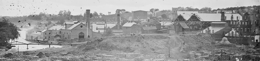Руины металлургического завода Тредегар, Ричмонд, Вирджиния. Апрель 1865 г. - NARA - 528978 cropped.png
