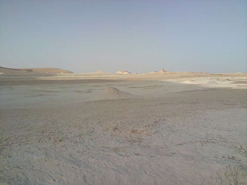 File:Siwa desert (03-2009).jpg