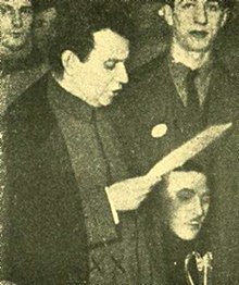 The keynote speech of the Congress of the Peoples of the East, being read by Grigory Zinoviev, a supporter of Ehsanollah Khan Dustdar. Zinovieff.jpg