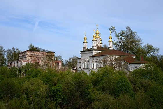 295. Мироносицкая и Сретенско-Мироносицкая церкви, Великий Устюг Автор — Hamerani