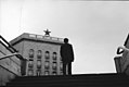איש לנוכח כוכב אדום, בודפשט, 1984