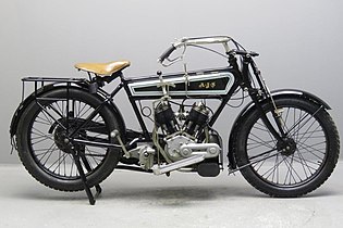 AJS Model A 550cc-V-twin uit 1916.