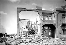 The destroyed Winter Palace Hotel[10] in Jericho