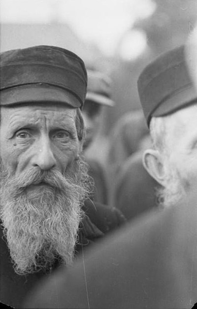 Portrait d'un vieil homme juif polonais à Varsovie en 1939.
