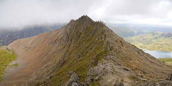 קריב גוץ' (Crib Goch), גב חדיד בסנודוניה בצפון-מערב ויילס