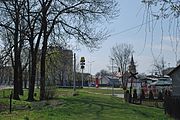 Krzyż św. Andrzeja, pozostałość po linii kolejowej w Czyżynach. Stacja Czyżyny znajdowała się na miejscu gdzie obecnie jest stacja benzynowa i fastfood.