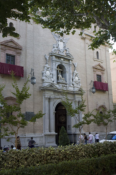 File:Granada-Basílica de Nuestra Señora de las Angustias-20110920.jpg