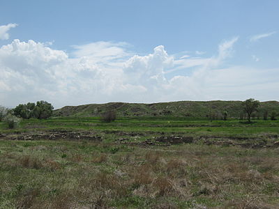 Kültepe Höyüğü vista des de la part baixa de la ciutat