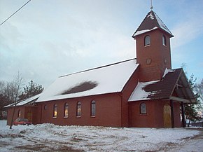Kaplica korzeniew - widok z boku.JPG