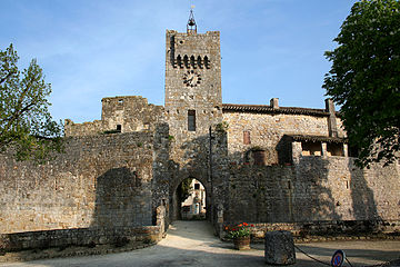 Larressingle, entrée par le pont-levis