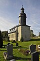 Kirche mit Kirchhof