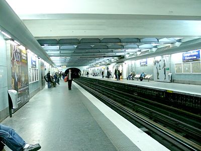 Image:M1-Champs élysées.jpg