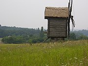 http://upload.wikimedia.org/wikipedia/commons/thumb/a/aa/Pirogovo-mill.jpg/180px-Pirogovo-mill.jpg