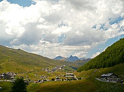 Trepalle e il Passo Eira visti dalla strada che porta al Passo del Foscagno