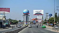 Street scene in Thuận An