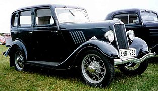 Ford Model Y Fordor (1934)